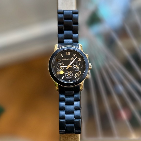 Michael Kors Watch - Black & Gold - Rubber Band - Picture 6 of 10